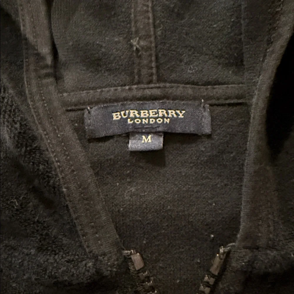 Burberry Jacket Zip-Up Jacket with Nova Check Pattern on Sleeves- Medium - Picture 4 of 6